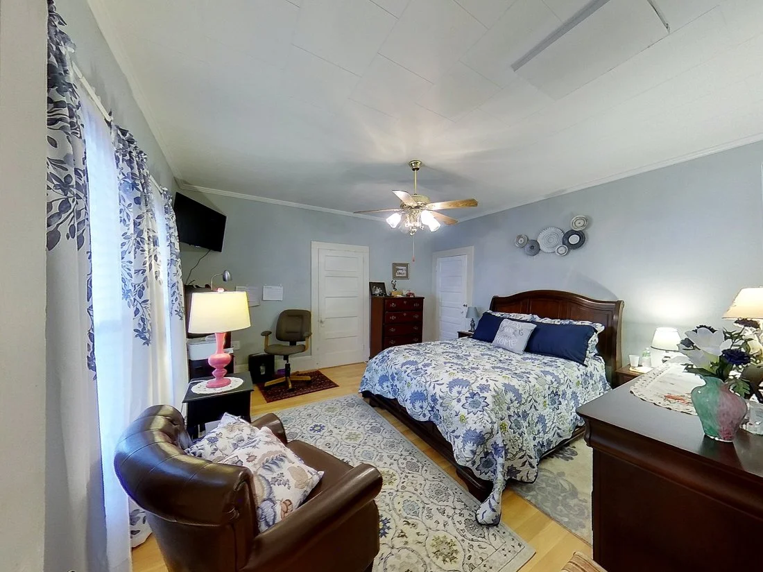 537 Washburn Ave_Eden_241108-34.jpg