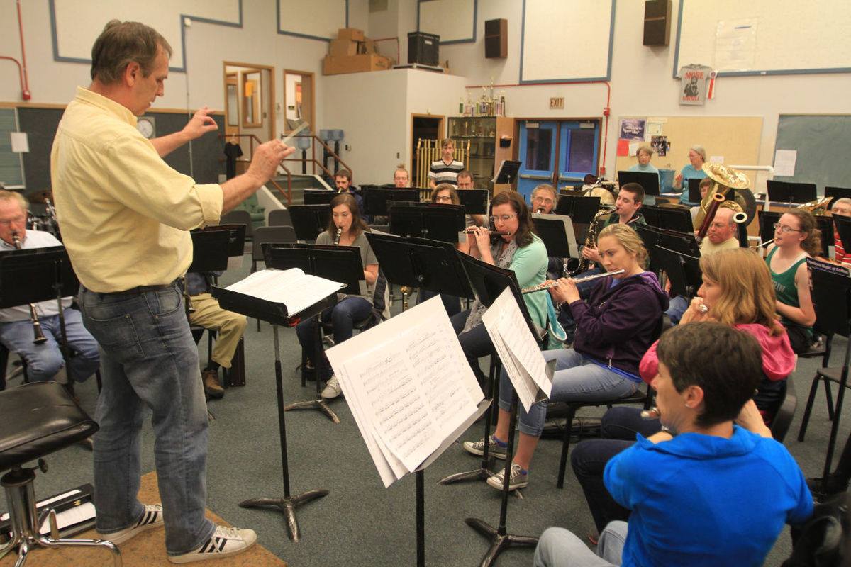 Rob Izzett Leading Rehearsal