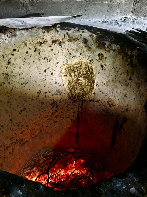 Manakeesh in bread oven 