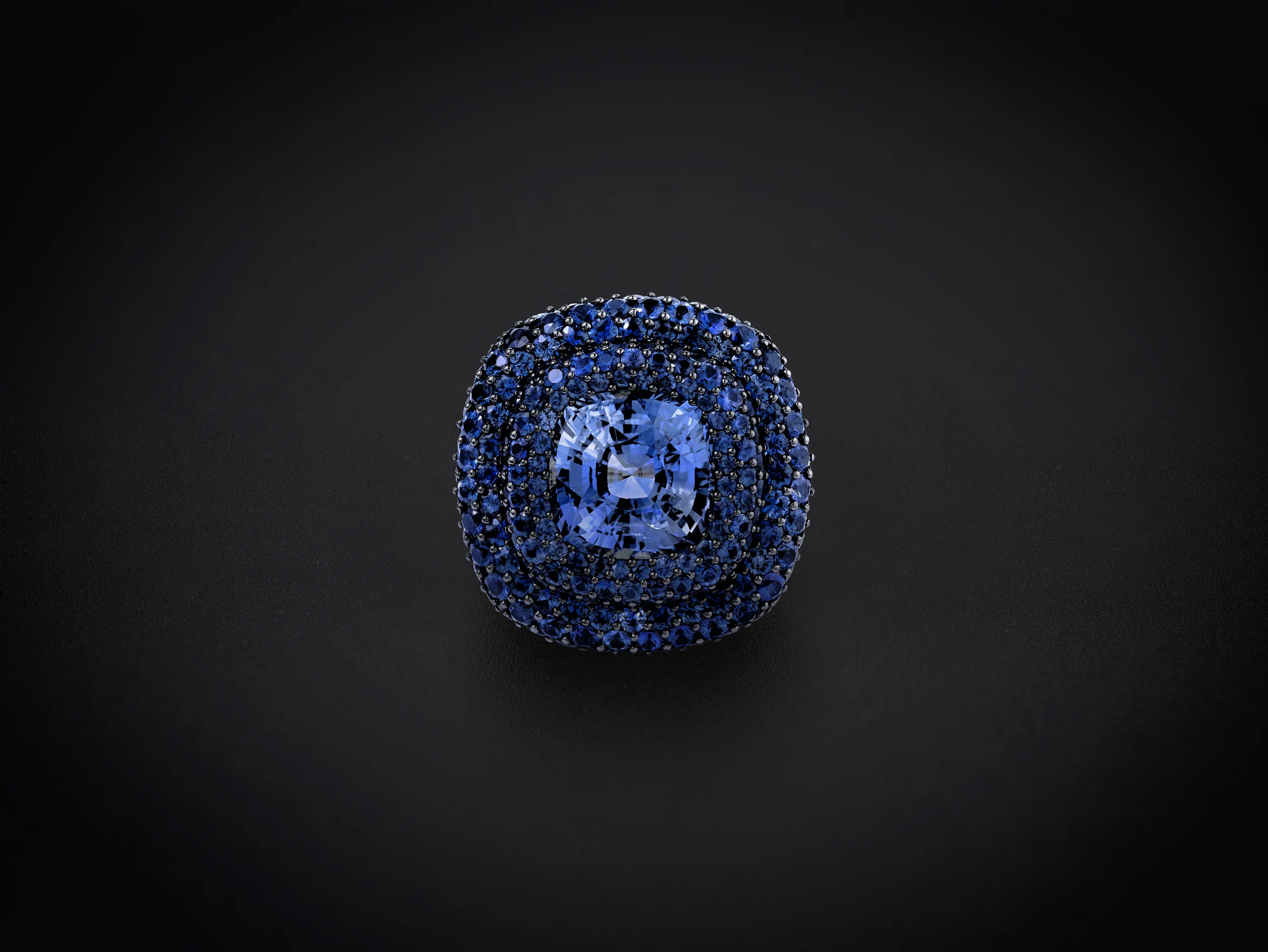 *Small* VRAM SAPPHIRE RING OAK BLACK BACKGROUNDjpg.jpg