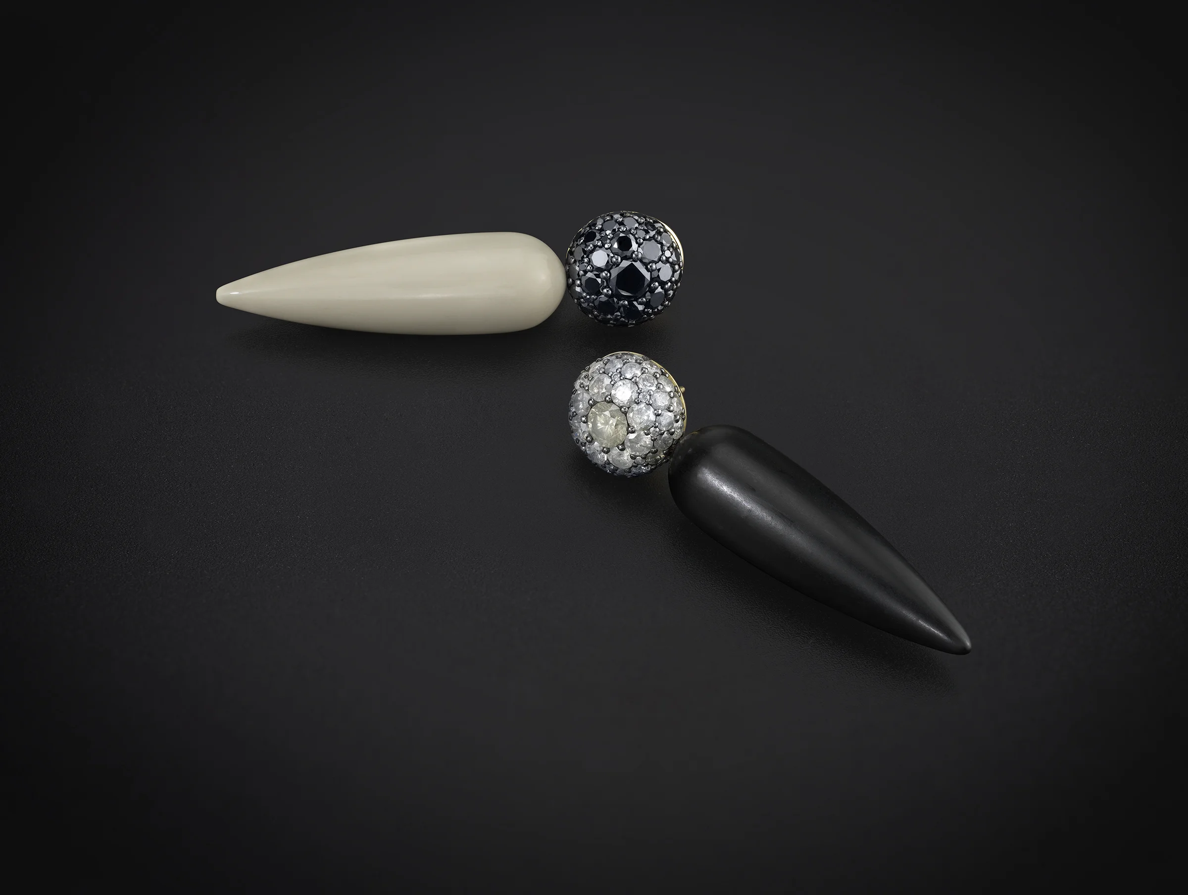 *Small* VRAM BLACK AND GRAY EARRINGS WITH BLACK ND WHITE DROPSjpg.jpg
