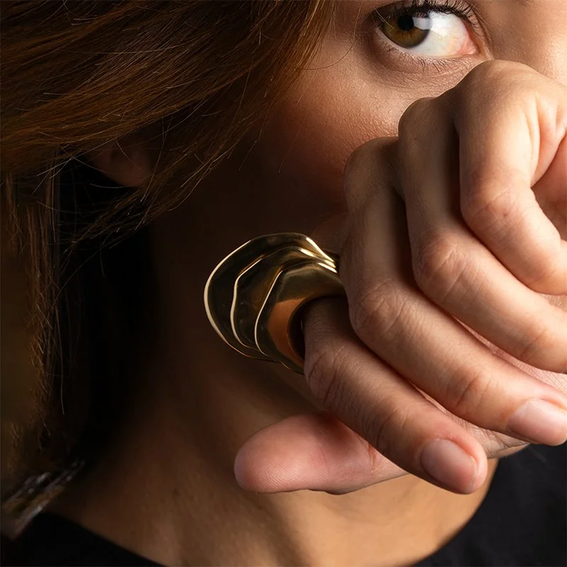 MOMENT V @ JUST ONE EYE