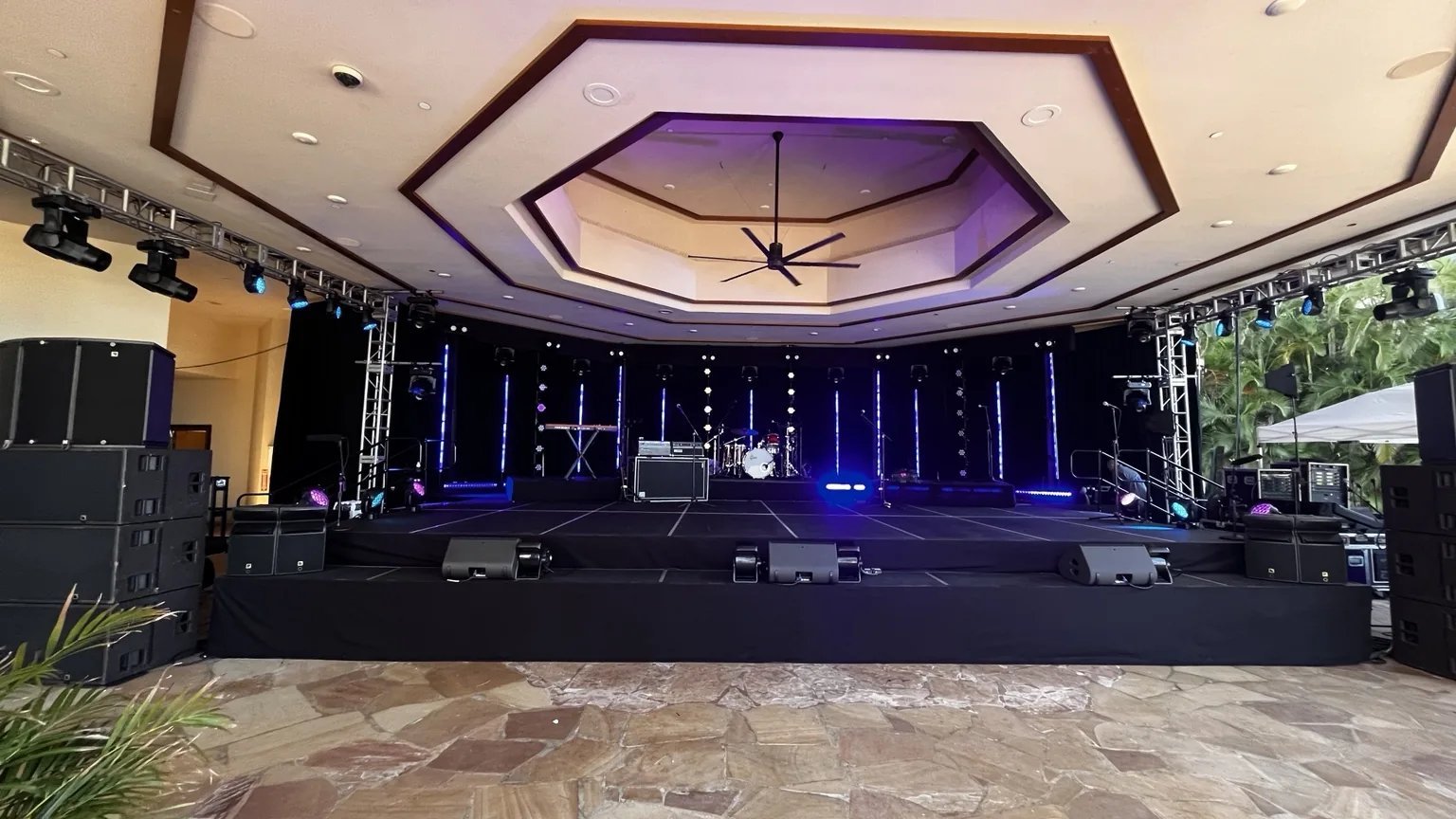 12-ballroom-stage-truss.jpg