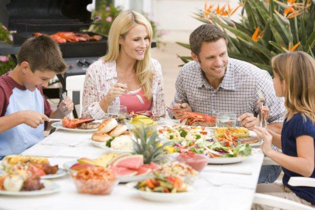 family-meal.jpg