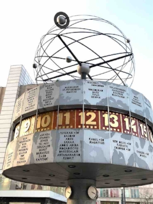 WorldClockIMG_0438.jpg