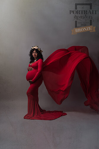 Award Winning Maternity Photographer