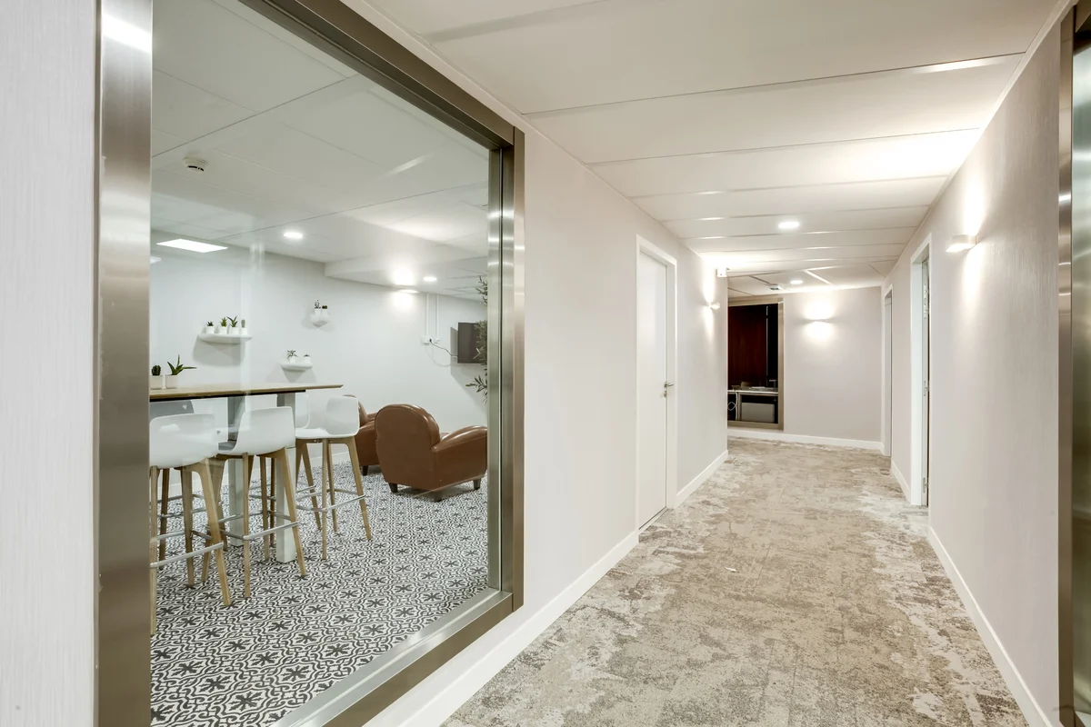 Architecture d'intérieur, décoration - Isabelle Attal - Étage de Bureaux Tour Montparnasse / Paris - 6