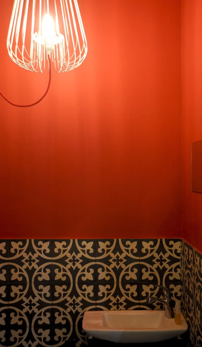 kerem-WC.jpg