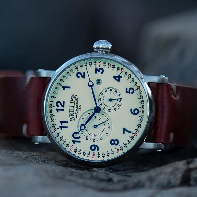 Designed, assembled, tested, and regulated in the USA, the limited edition mechanical Americana Eastern Standard timepiece features the famous Montgomery dial with distinct hour figures, upright minute divisions and larger numerals in red for the 5-minute intervals. Preferred by the trainmen working on the American railroads in the early 1900s, this dial configuration offered a precise reading of time to the nearest minute.
#Brillier #Americana #Jackfoster #Horween #FTS #usaa