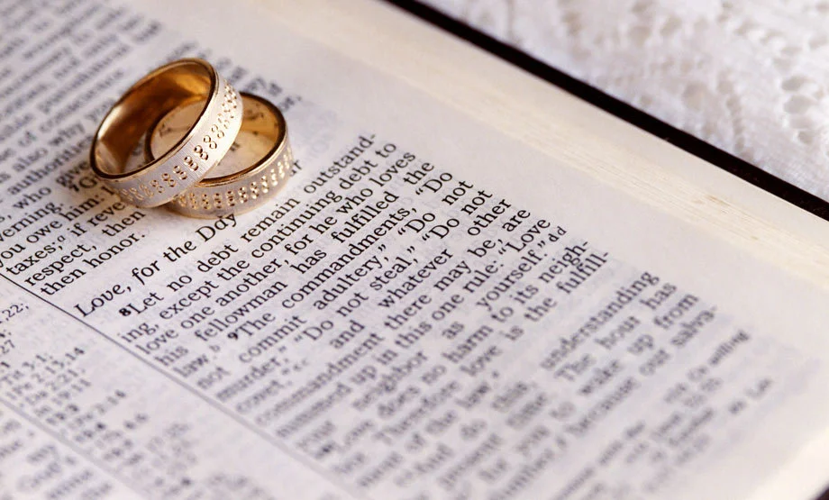 The Pros and Cons of Dating Forever