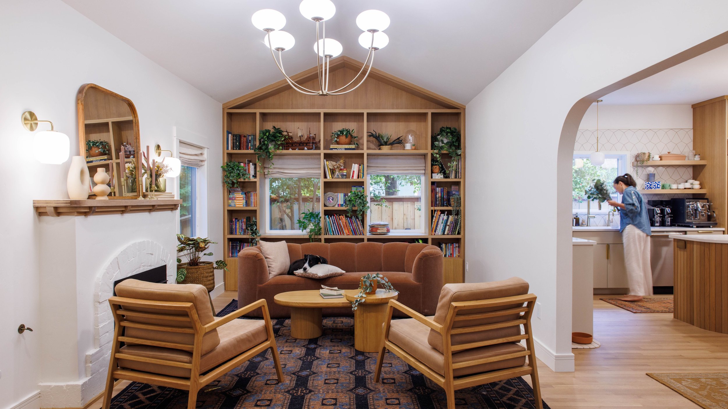 Every once in a while, you get clients who make the whole process feel like a gift. This family brought so much warmth, intention, and generosity to every decision and it shows in every corner of this space. The built-in library, the curves, the laye