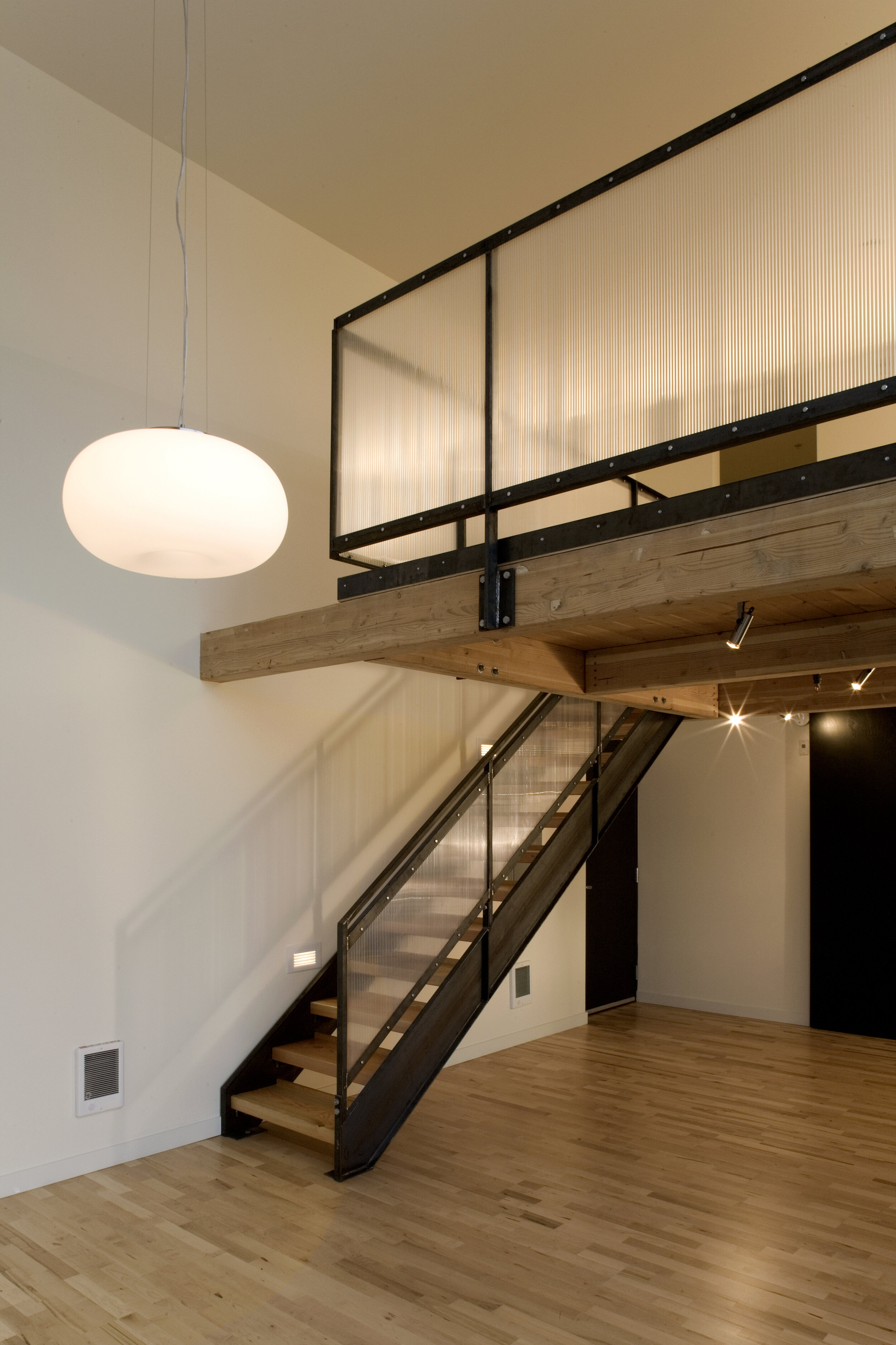 Entry &amp; Stairs (Pre-renovation)