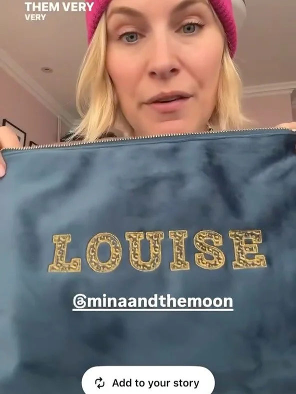 Velvet Pouches having their moment  right now ✨

Thank you for the shout out @mamastillgotit_ 🤩 Your support of small businesses is so appreciated by us all 🥰

You still have till Thursday to order for pre-Xmas delivery 🚚 

#uniquegiftideas #perso