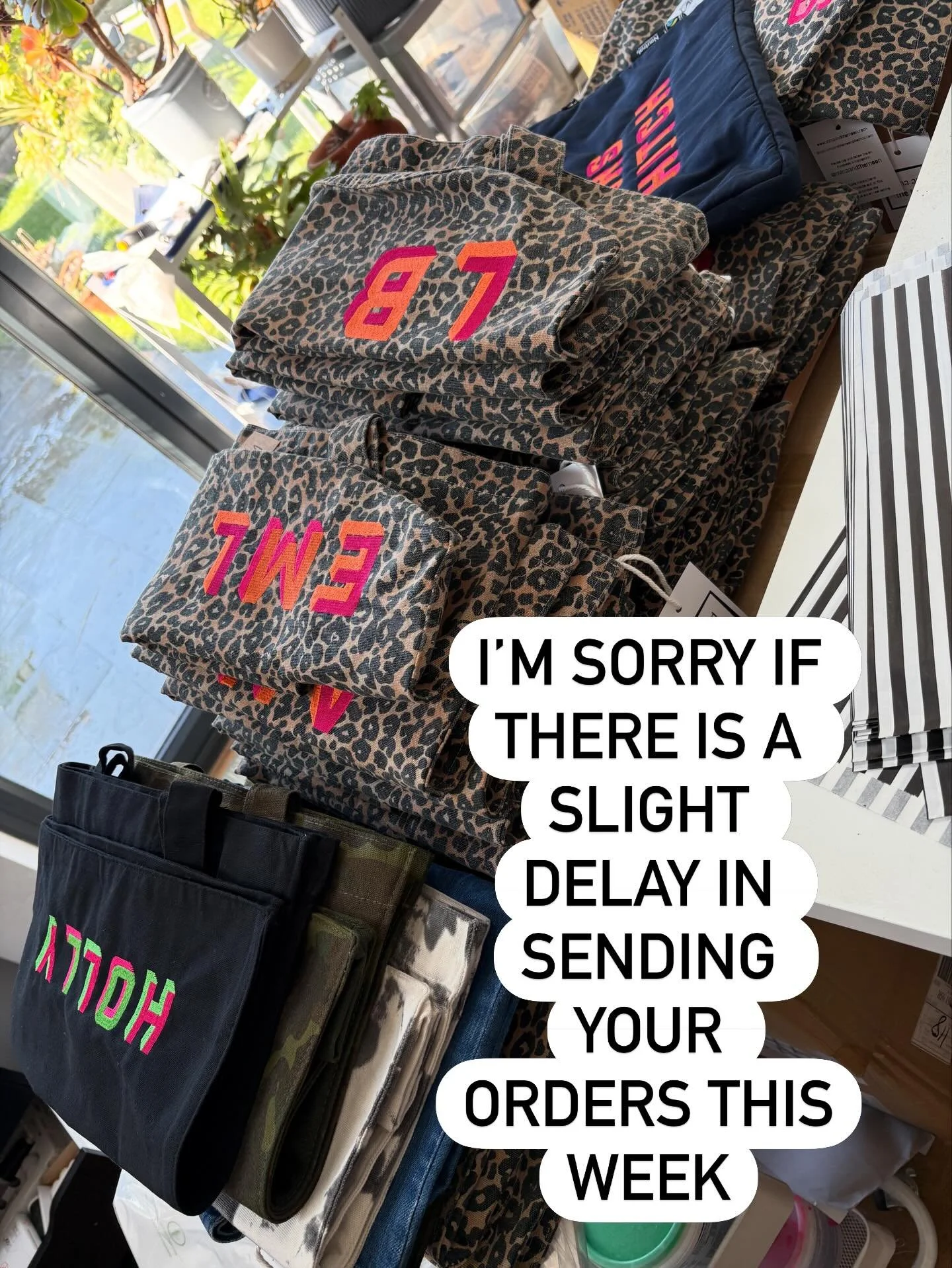 Usual chaos this week, thank you for your patience if you are waiting for a personalised leopard bag order, I&rsquo;m getting there I promise 🥰😘 

#personalisedbags #leopardprintbags #personalisedleopardprintbags