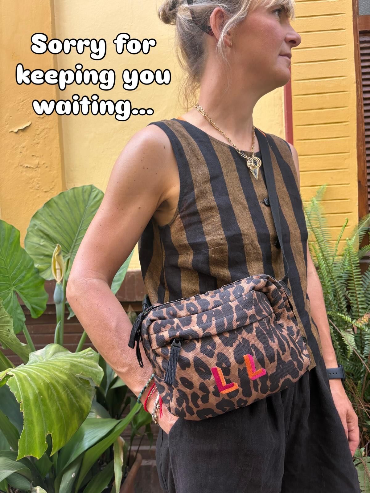 Thank you for waiting for these cross body bags, they are now fully restocked on my website 

Leopard print 
Rose 
Dusty blue 
Dark grey 

Embroidered with your initials in whatever colours you fancy 

#crossbodybags #leopardprintbags #personalisedle