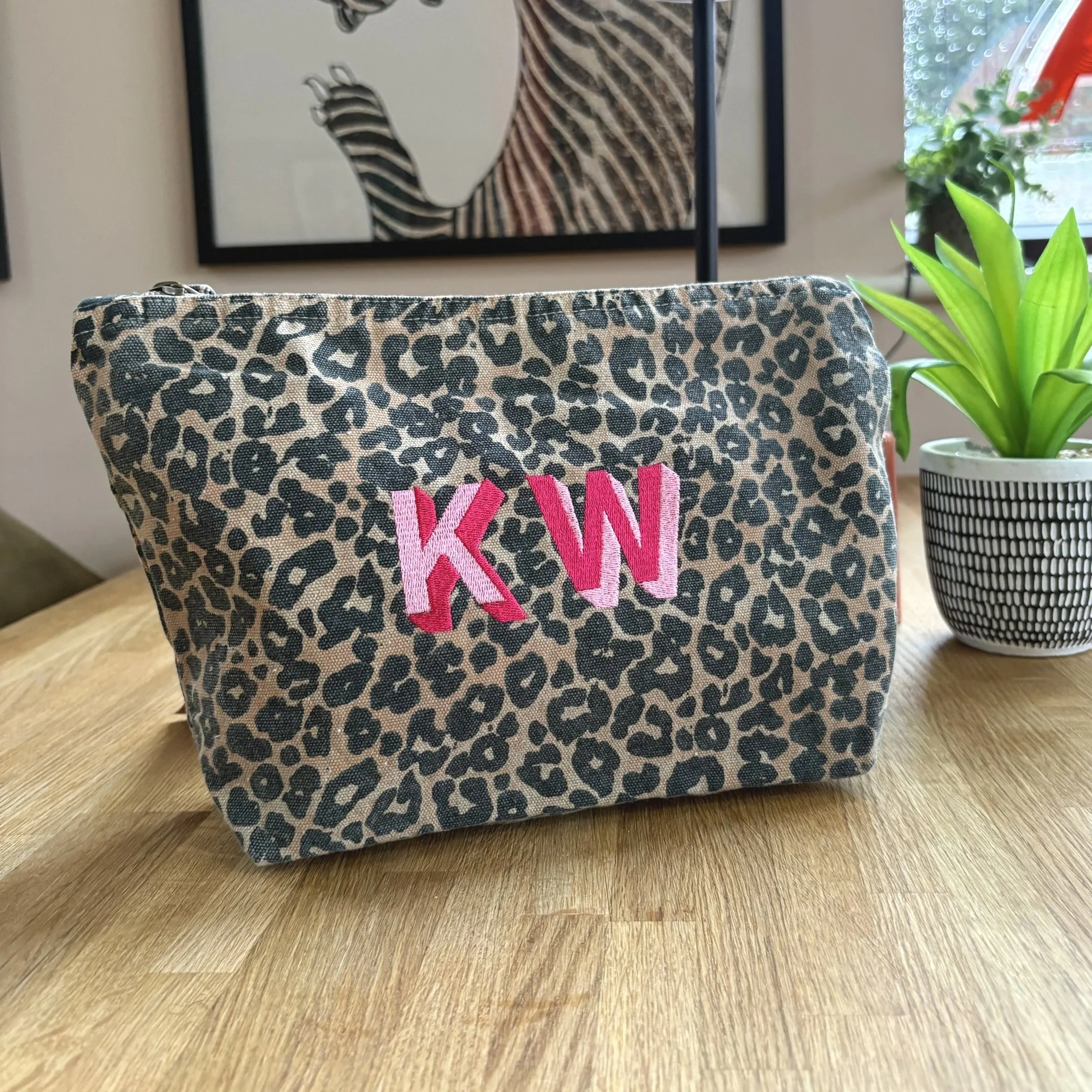 leopard+pouch+KW.jpg