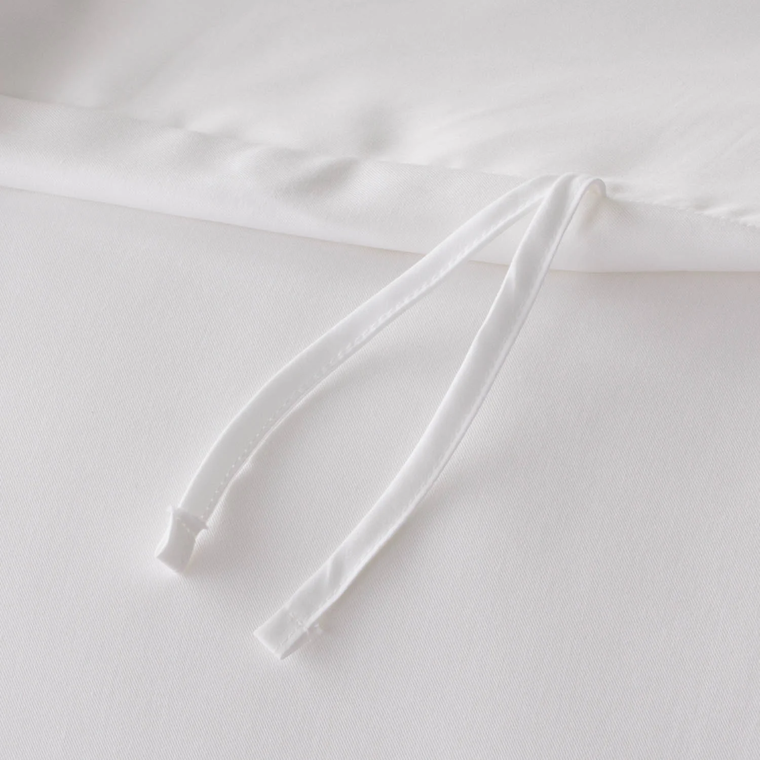 Duv8t fastening system means 8 corner and side loops for best fitting
