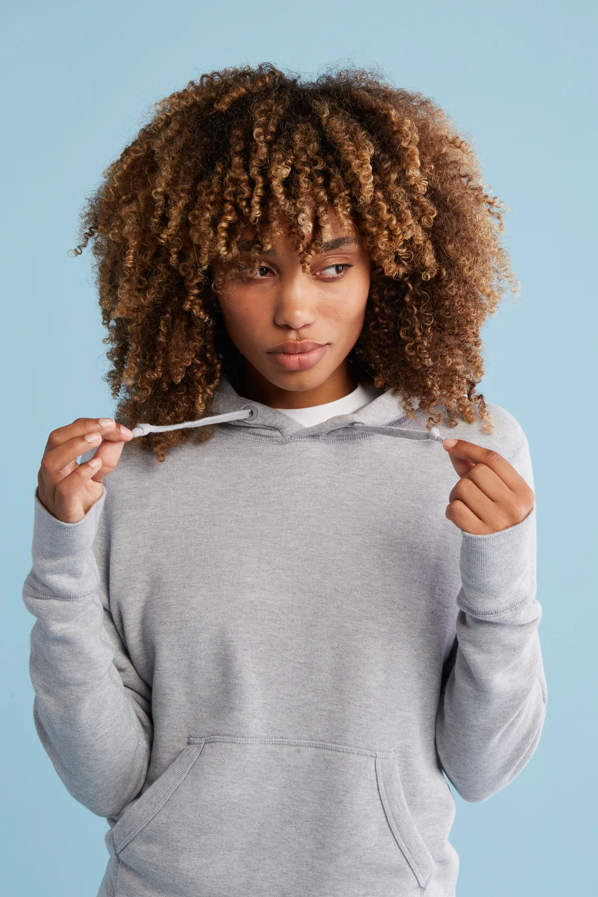Female_EssentialHoodie_Detail2_1590.jpg