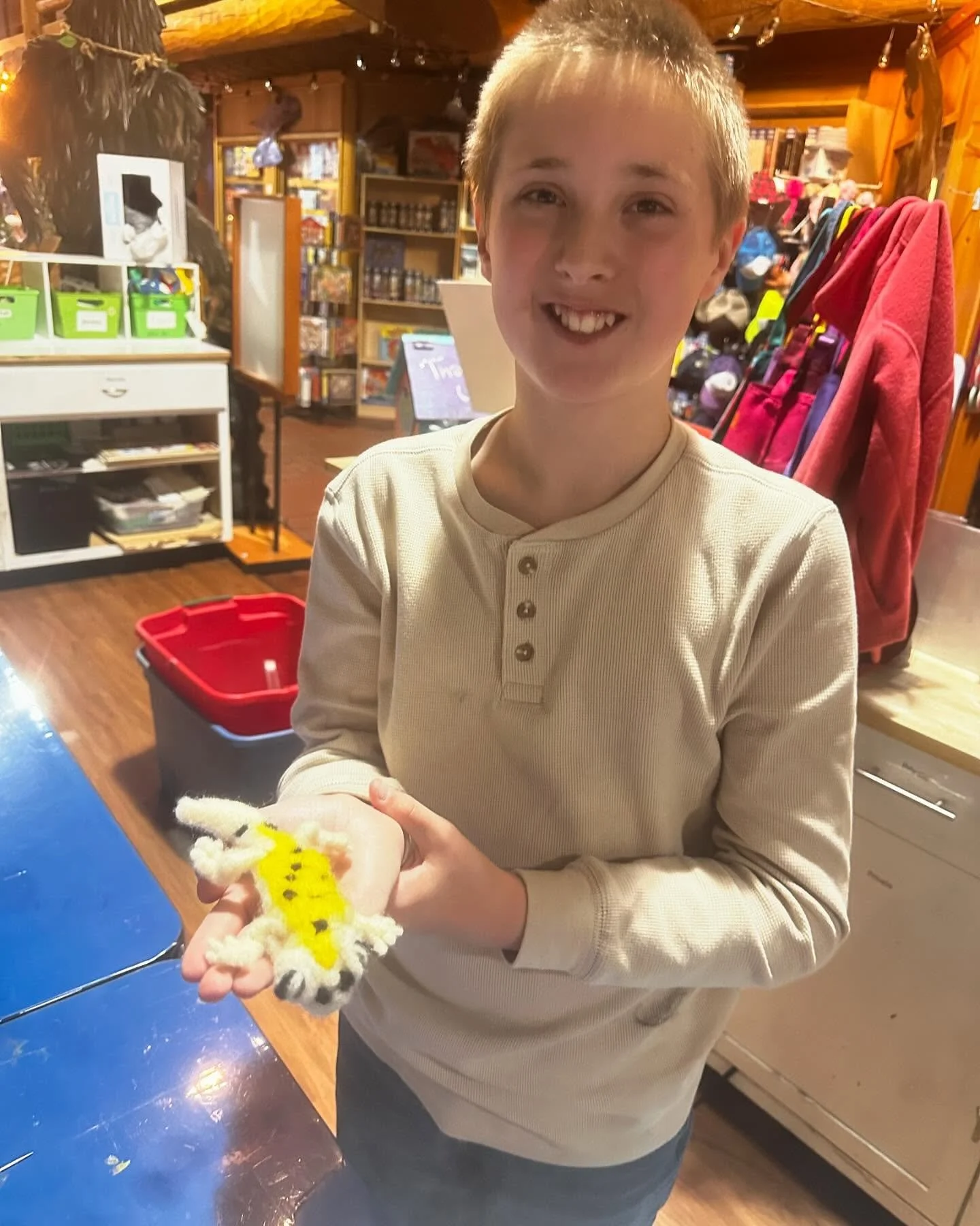 We made Leopard Geckos 🦎 and had a fun visitor for class!