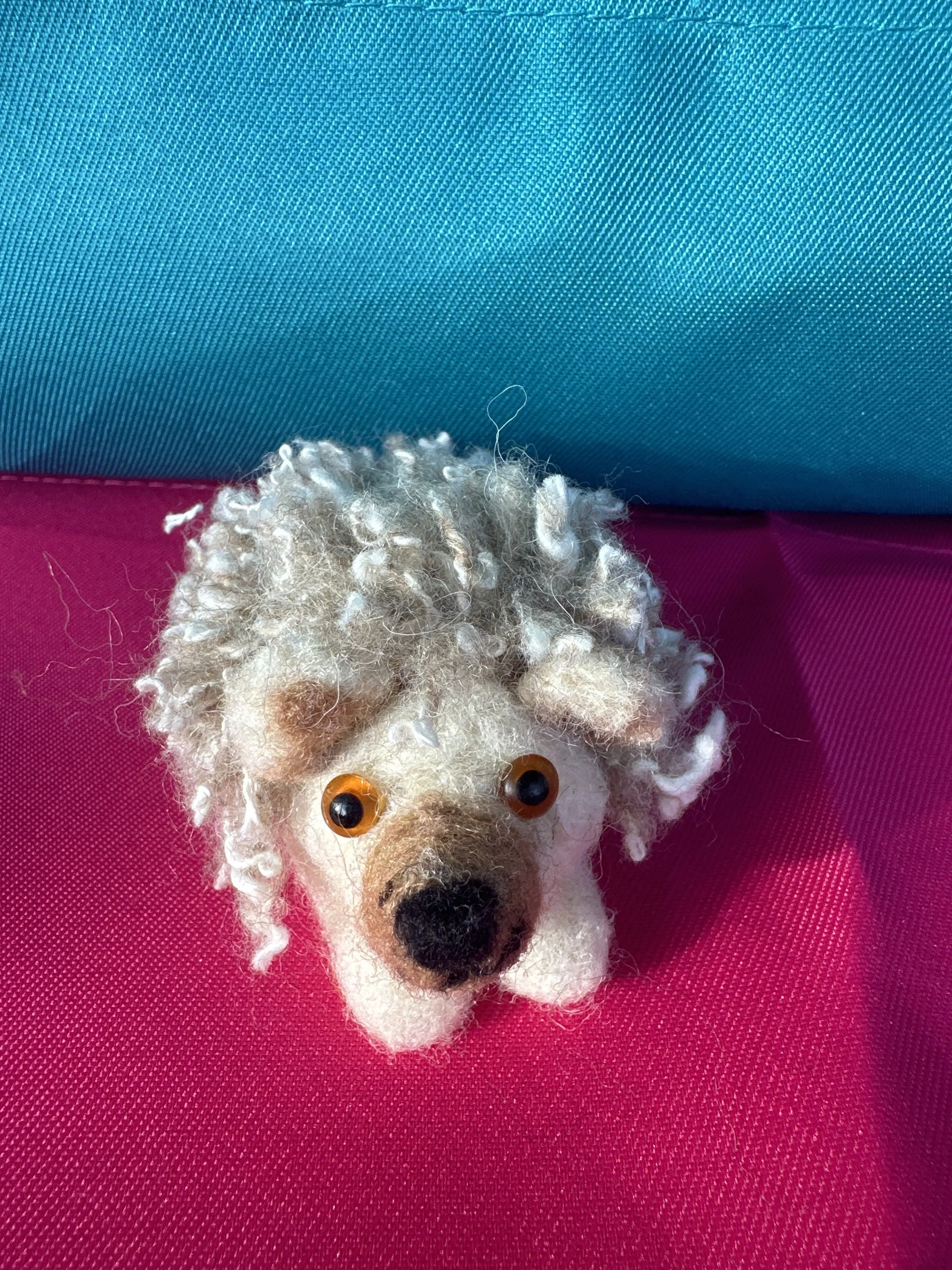 Needle Felted Hedge Hog (beige)