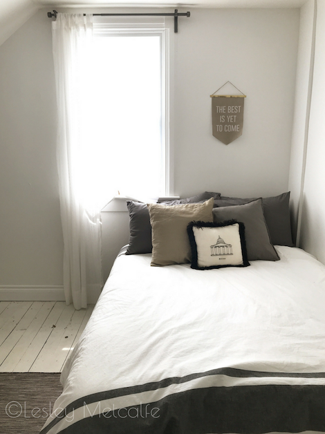 sage-house-prince-edward-county-pec-airbnb-bedroom-1b-watermark.png