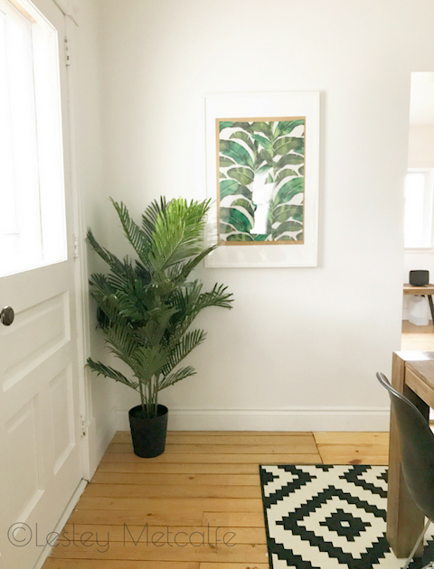 sage-house-prince-edward-county-pec-airbnb-leaf-motif-watermark.png