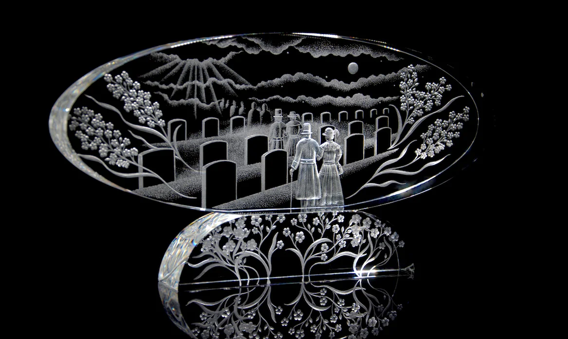 Crystal sculpture depicting MEMORY