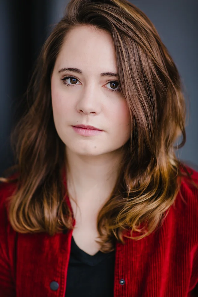 04d34-abigail-winter-head-shot.jpg