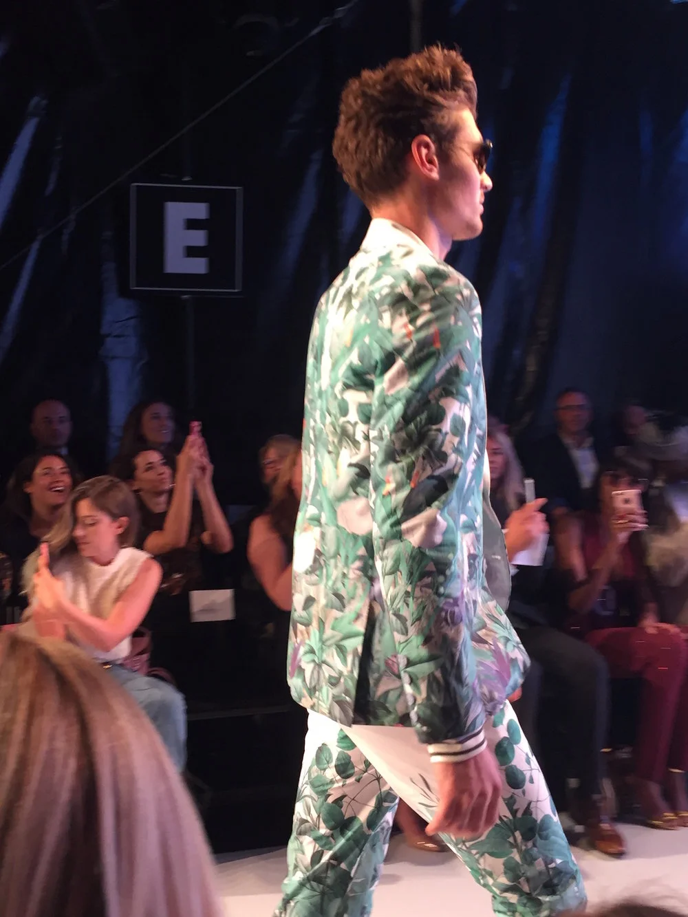 bustle-clothing-toronto-fashion-week-ss18-runway-collection-2.jpg