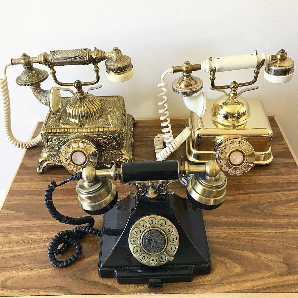 vintage-rotary-phones.jpg