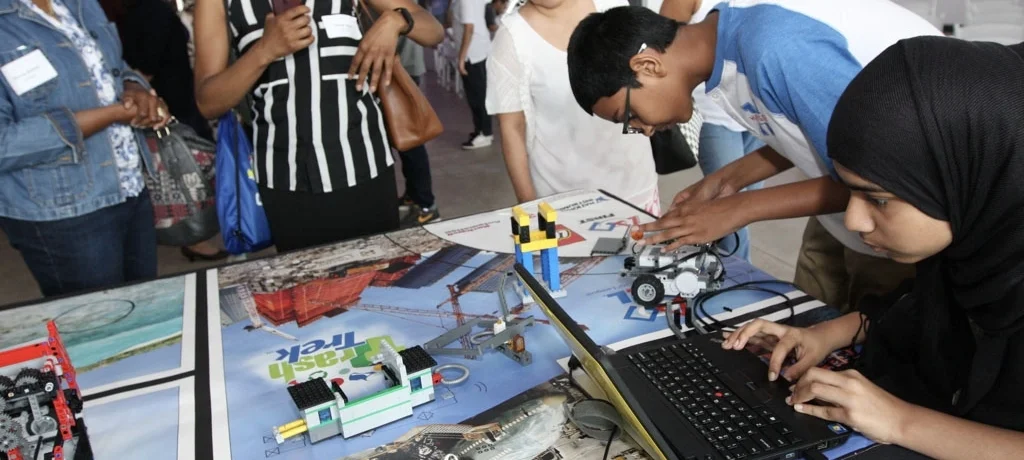 SolveOS Maker Day with NYC Department of Education: Sessions, hackathon, showcase and challenges
