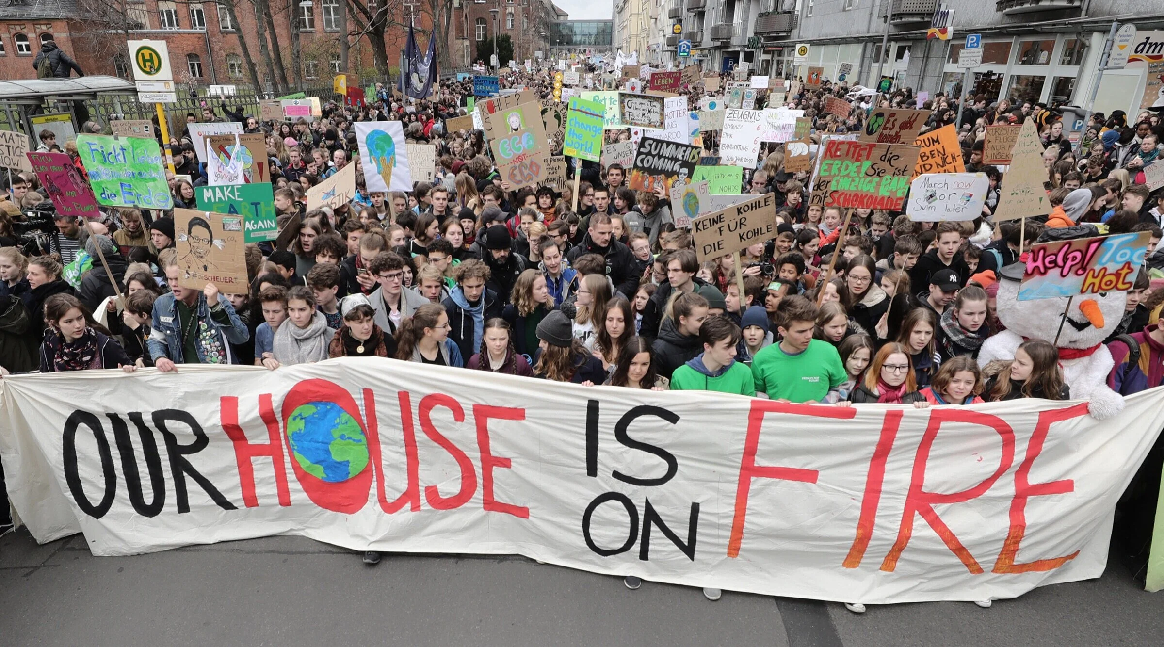 climate-change-al-gore-climate-activists.jpg