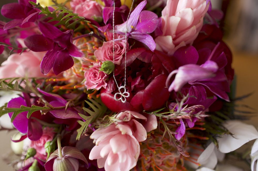 country-bouquets-florist-and-floral-arrangement-for-weddings-in-maui-hawaii.jpg