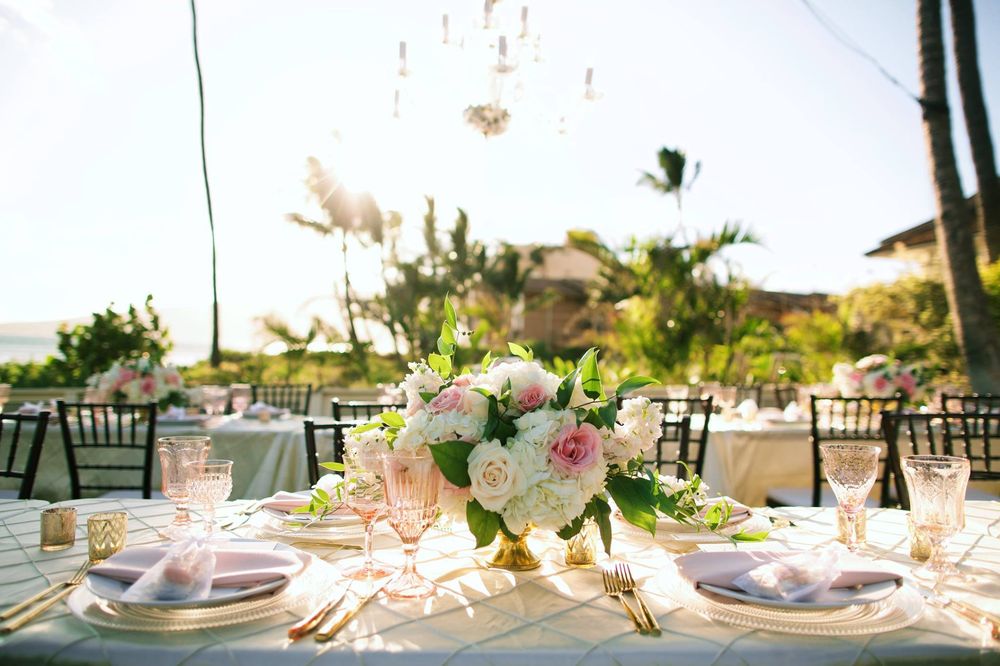 petals-florist-and-floral-arrangement-for-weddings-in-maui-hawaii 2.jpg