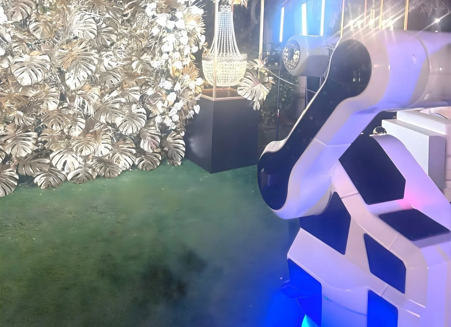 Glambot Banner 1.jpg