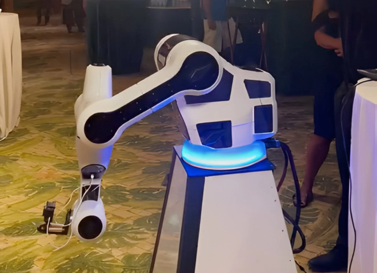 Glambot Banner 2.jpg