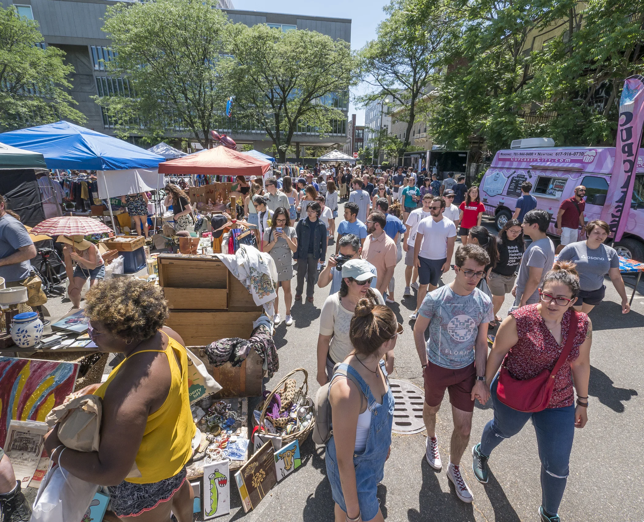 CentralFlea1_KyleKlein_P1570120.jpg