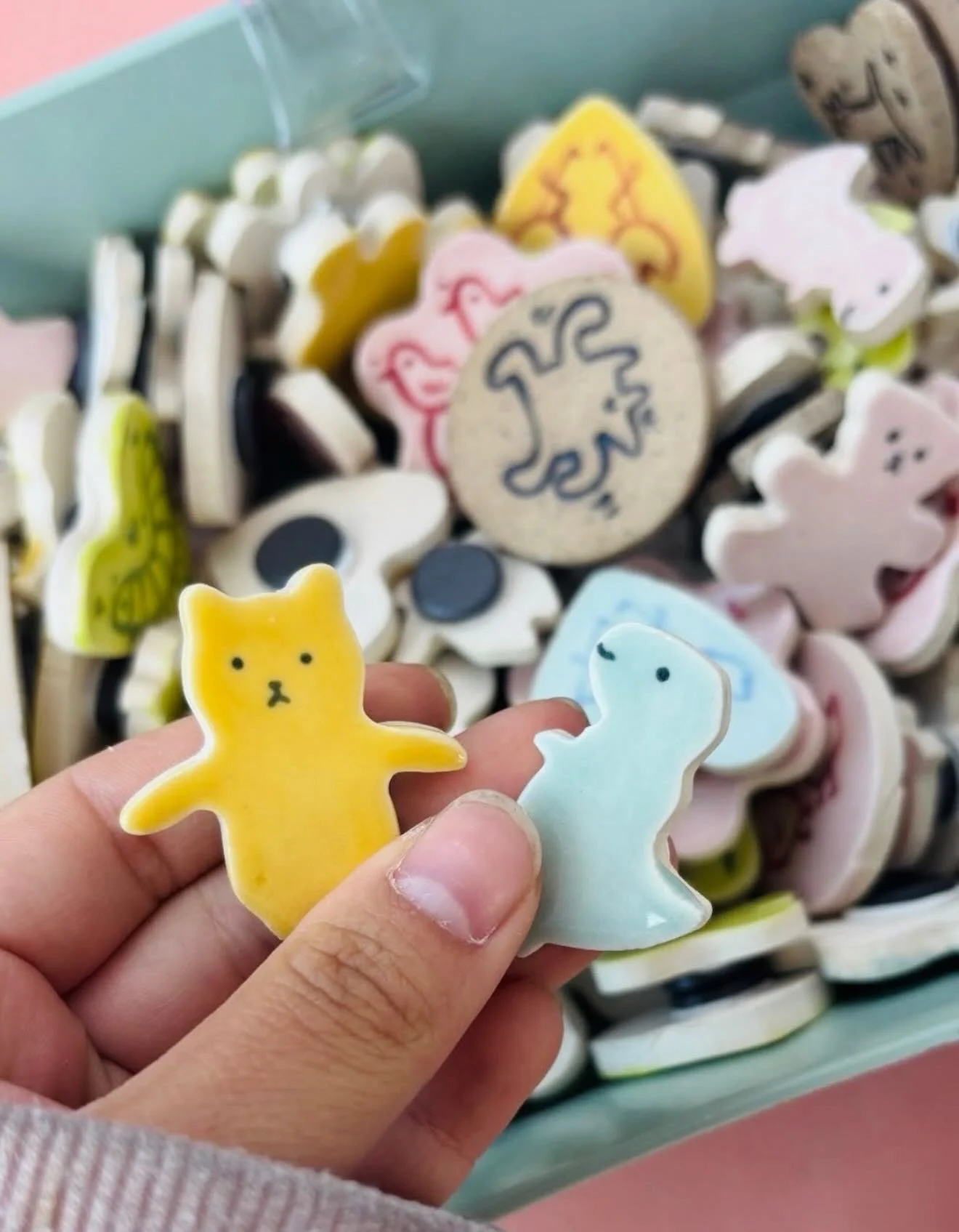 ✨ CABIN FEVER MARKET | VENDOR SPOTLIGHT ✨ 

&middot; Catfish Cult &middot;

Aki &amp; Fish are the two artists behind @catfish_cult, who create cute, playful pieces that they hope others will connect with! Originally from Virginia, Catfish Cult now c