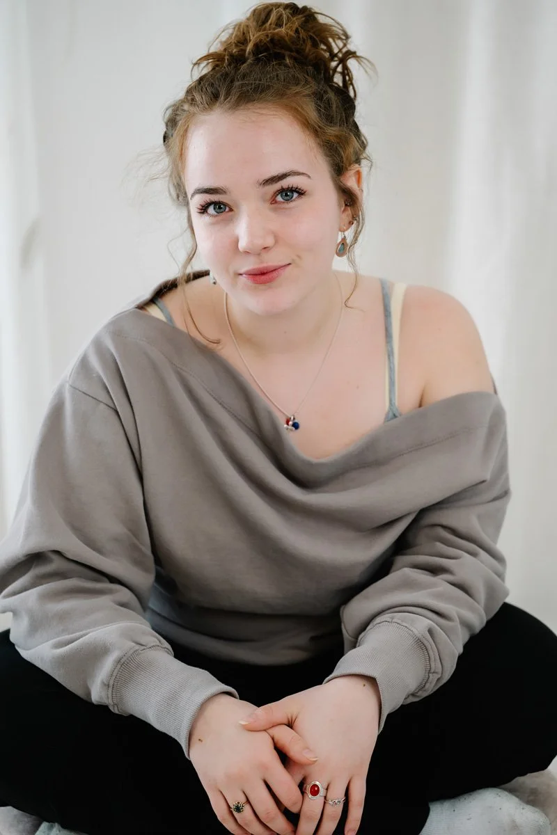 agence-artistique-G2-diaporama-Juliette-Bradley-Dicaire-07.jpg
