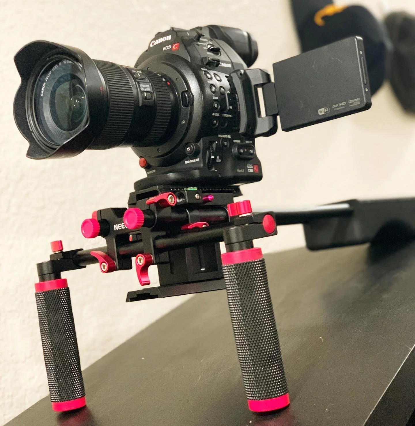 Welcome to the family #neewer @neewer