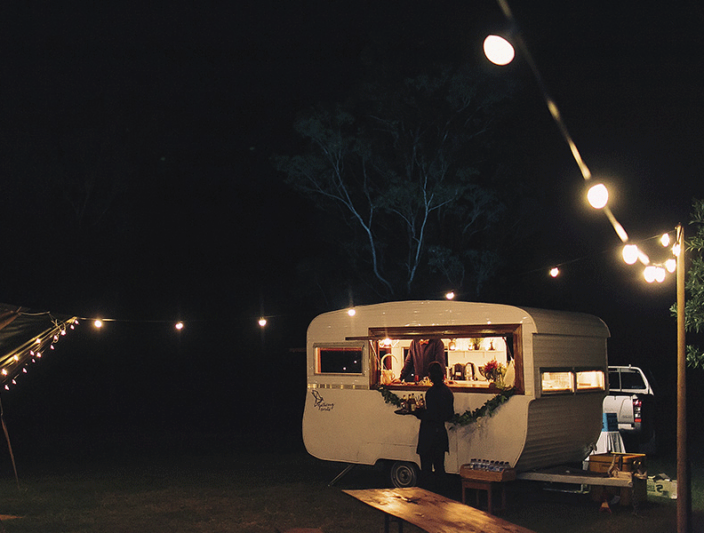 Gathering-Events-goldcoast-wedding-caravanbar5-704x533.png