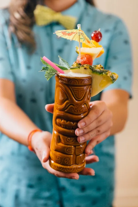 catering-byo-cocktail-sunshine-coast-bar-staff.jpg