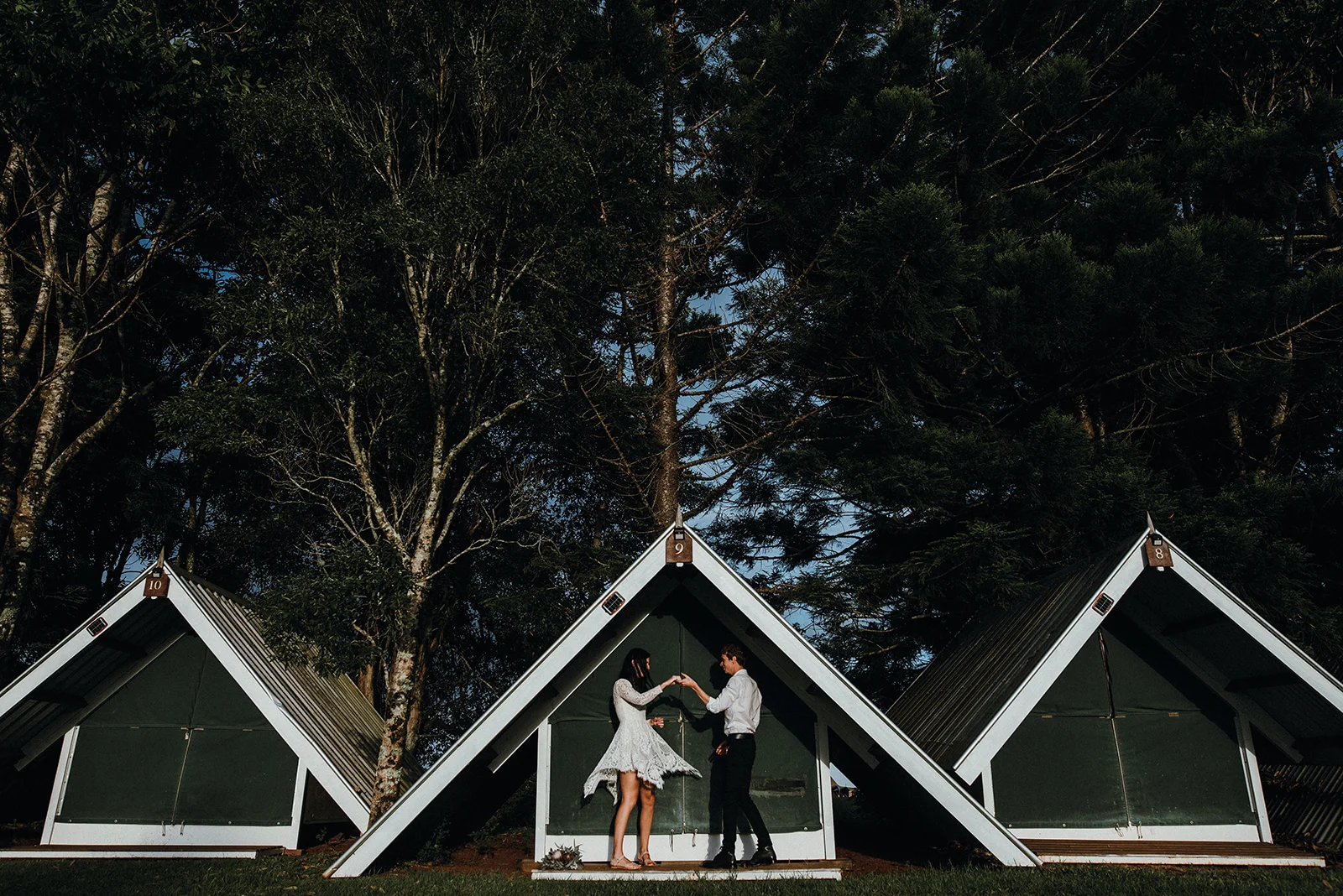 Wedding-outdoors-brisbane-bartender-byo.jpg