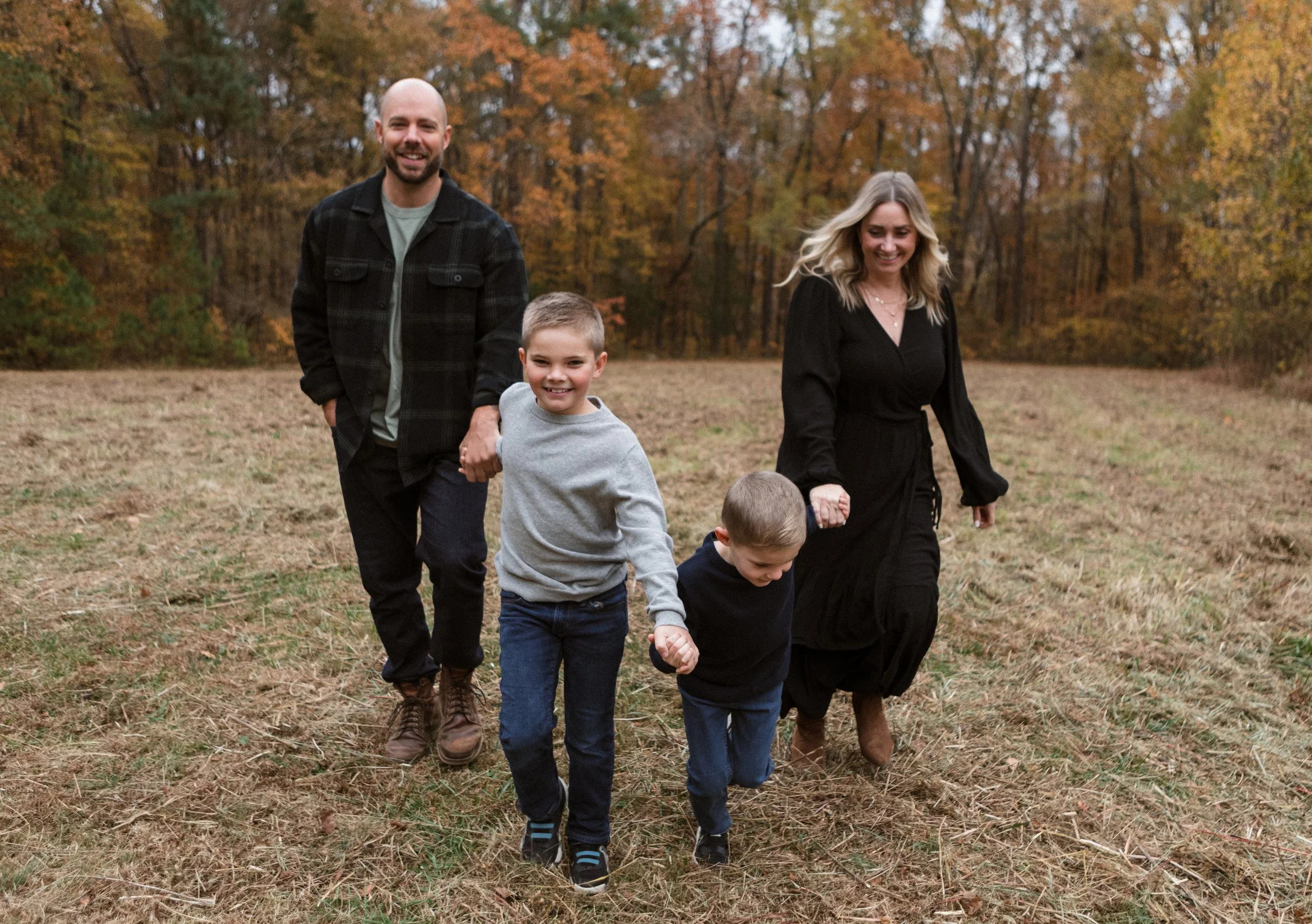 riangle family photographer shares outfit color ideas for fall family photos in Durham NC.