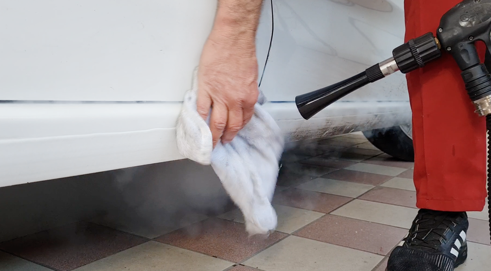 NATURALE CLEANING BIEMMEDUE: DETAILING WITH STEAM POWER