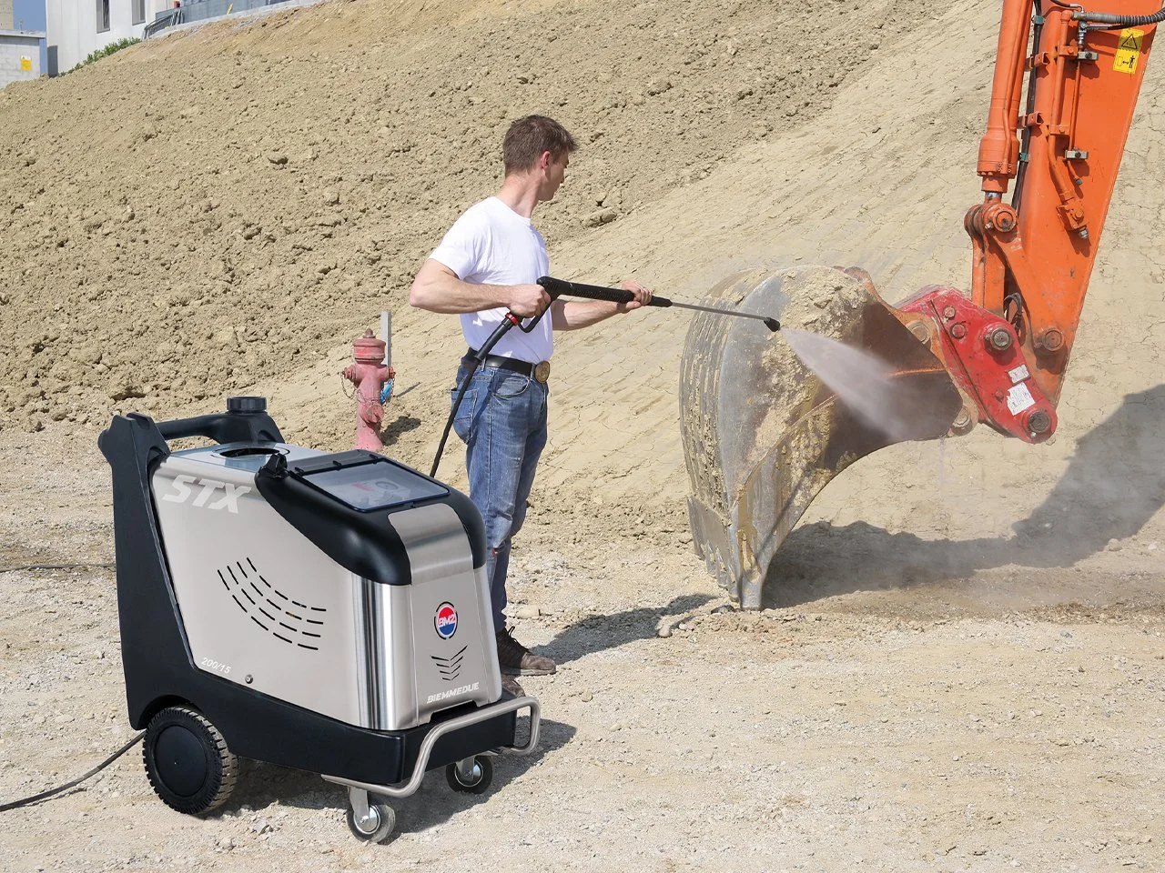 STX: idropulitrice professionale ad acqua calda Biemmedue