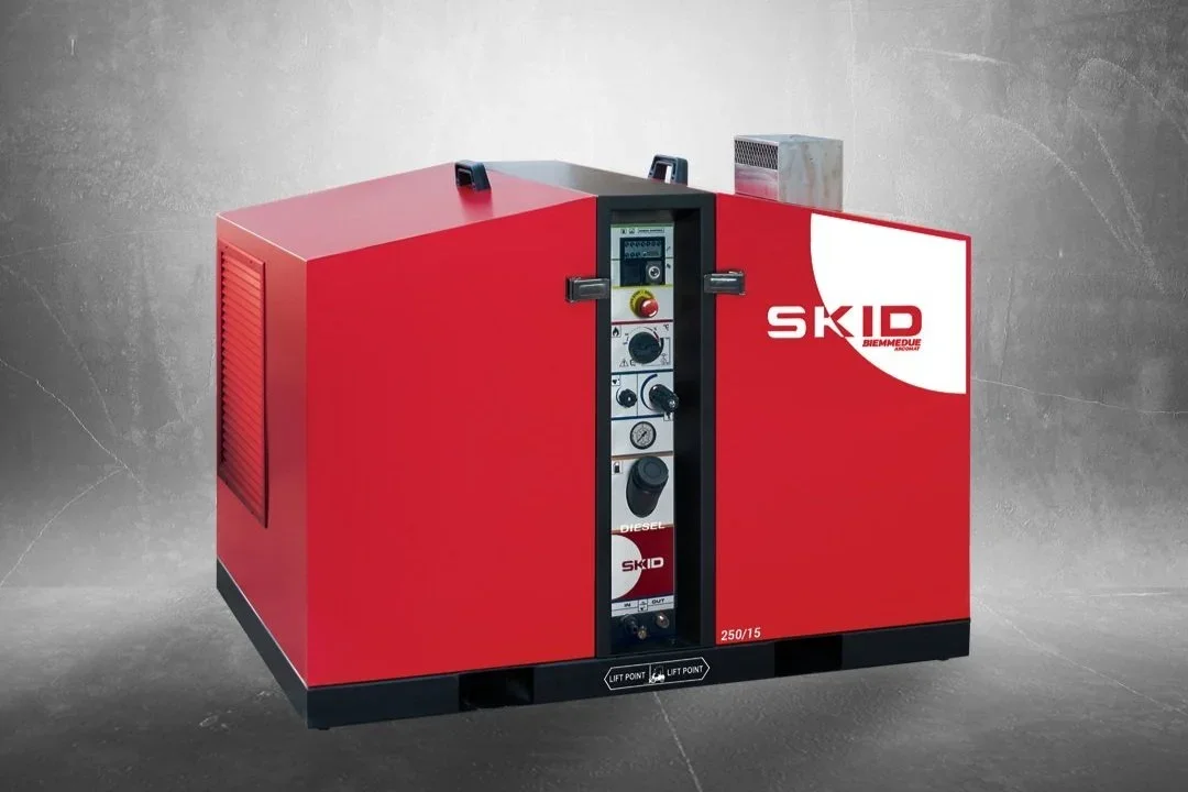 SKID: Professional Self-Contained Hot Water Pressure Washers