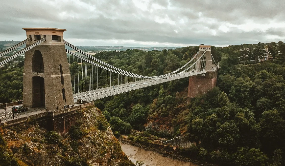 Bristol bridge.jpg