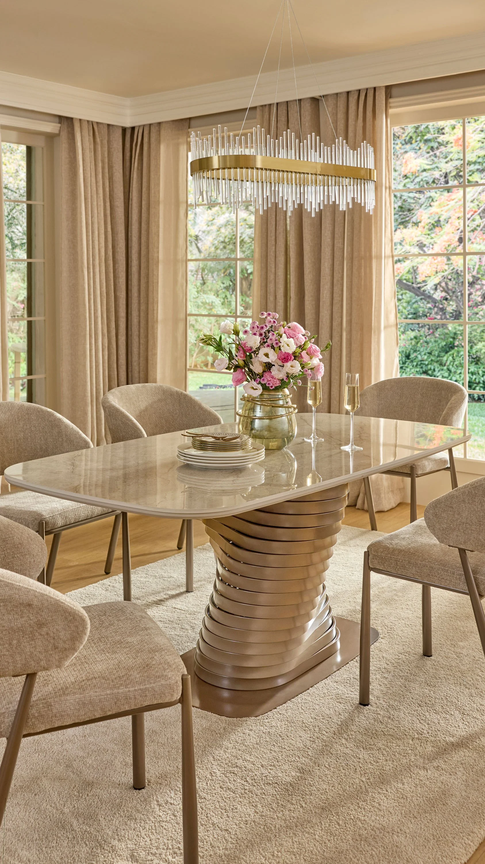 HC_Shot-22_Swirl-dining-Vertical.jpg
