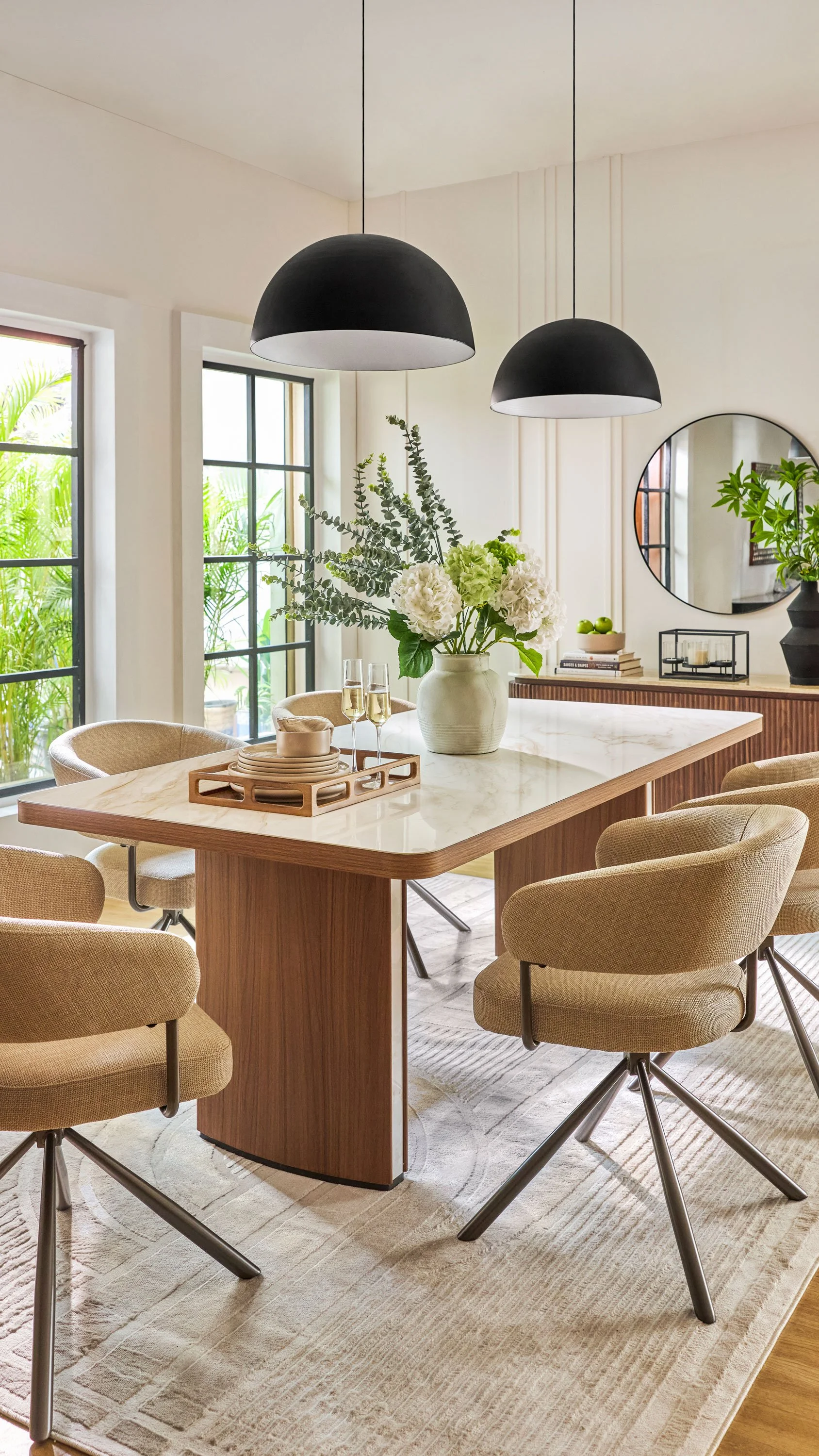 HC_Shot-30_IVY-dining-vertical.jpg
